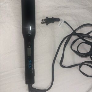 Paul Mitchell Neuro Flat Iron 1.25